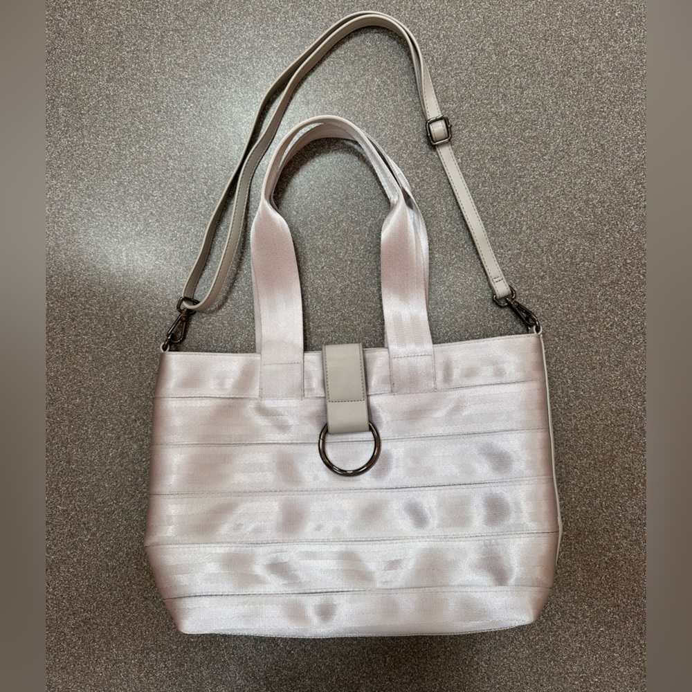 Marla Wynne Silver SeatBelt Sea Purse Tote Shopper with Cross Body Strap
